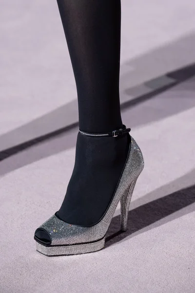 Look 74